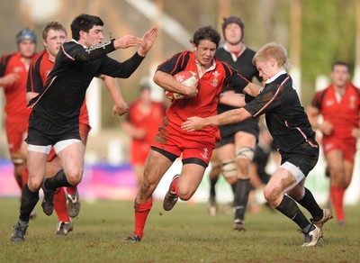 27.01.08 - Wales Under 18s v England Elite Under 18s - Wales' Rhys Downes takes on the English defence 
