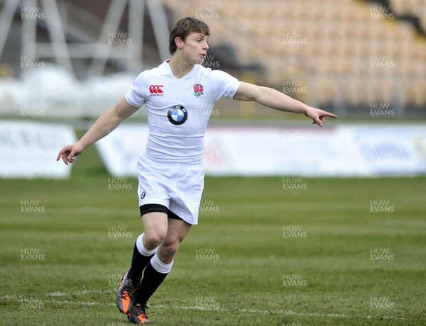 100311 - Wales U18 v England U18 - George Tressider of England