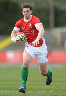 28.03.10 - Wales Under 18 v England Under 18 - Wales' George North. 