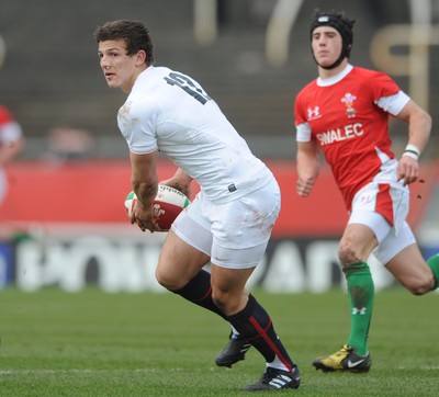 28.03.10 - Wales Under 18 v England Under 18 - England's Ryan Mills. 