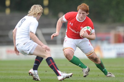28.03.10 - Wales Under 18 v England Under 18 - Wales' Dan Baker. 