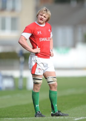 28.03.10 - Wales Under 18 v England Under 18 - Wales' Luke Hamilton. 