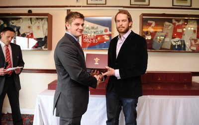 28.03.10 - Wales Under 18 v England Under 18 - Wales Under 18 Cap presentation. 