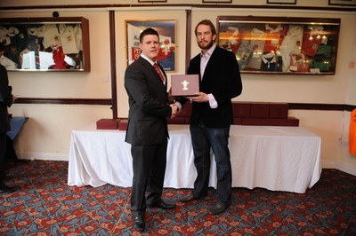 28.03.10 - Wales Under 18 v England Under 18 - Wales Under 18 Cap presentation. 