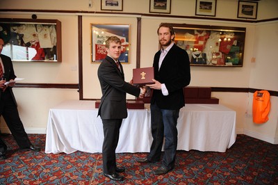 28.03.10 - Wales Under 18 v England Under 18 - Wales Under 18 Cap presentation. 