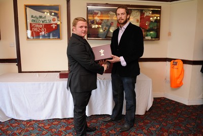 28.03.10 - Wales Under 18 v England Under 18 - Wales Under 18 Cap presentation. 