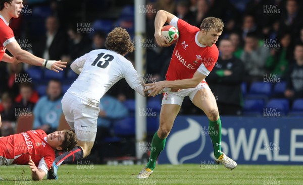 28.03.10 - Wales Under 18 v England Under 18 - Wales' Tom Prydie. 