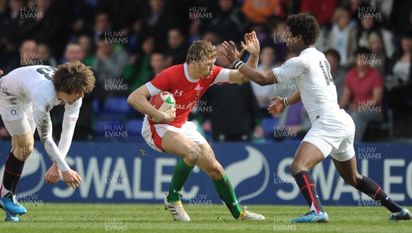 28.03.10 - Wales Under 18 v England Under 18 - Wales' Tom Prydie. 