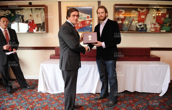 28.03.10 - Wales Under 18 v England Under 18 - Wales Under 18 Cap presentation. 