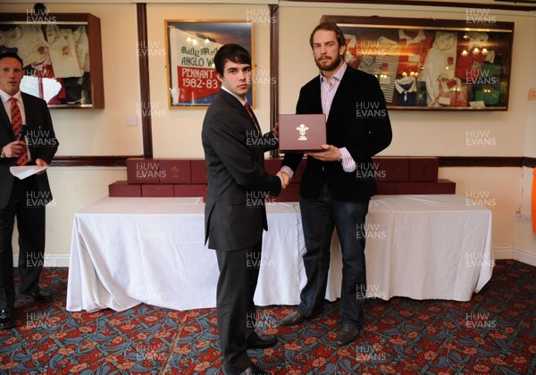 28.03.10 - Wales Under 18 v England Under 18 - Wales Under 18 Cap presentation. Luke Williams. 
