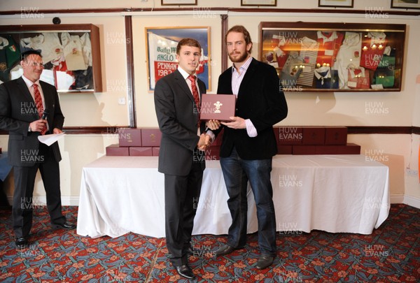 28.03.10 - Wales Under 18 v England Under 18 - Wales Under 18 Cap presentation. Tom Prydie. 