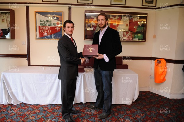28.03.10 - Wales Under 18 v England Under 18 - Wales Under 18 Cap presentation. 