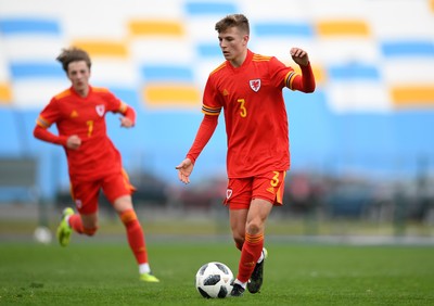 290321 - Wales U18 v England U18 - Under 18 International Match - Tom Davies of Wales