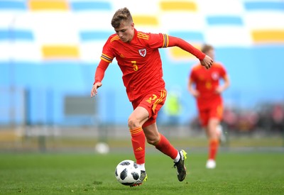 290321 - Wales U18 v England U18 - Under 18 International Match - Tom Davies of Wales