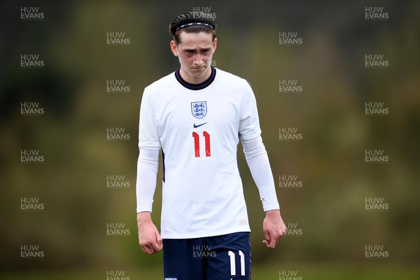 290321 - Wales U18 v England U18 - Under 18 International Match - Louie Barry of England