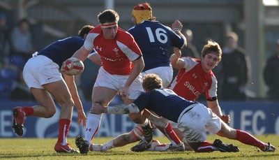 06.03.11 - Wales Under 18 v France Under 18 - Thomas Davies of Wales. 