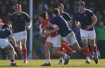 06.03.11 - Wales Under 18 v France Under 18 - Bradley Thyer of Wales. 