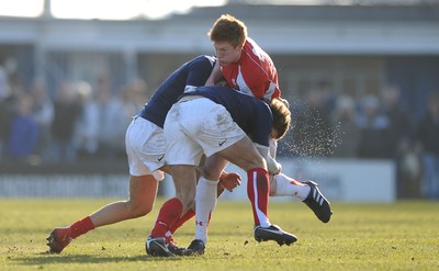 06.03.11 - Wales Under 18 v France Under 18 - Rhys Patchell of Wales. 