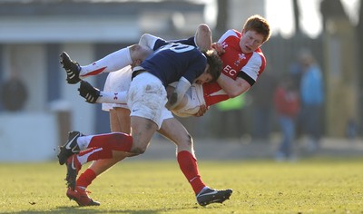 06.03.11 - Wales Under 18 v France Under 18 - Rhys Patchell of Wales. 