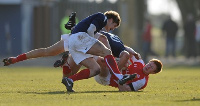 06.03.11 - Wales Under 18 v France Under 18 - Rhys Patchell of Wales. 