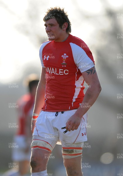 06.03.11 - Wales Under 18 v France Under 18 - Ieuan Jones of Wales. 