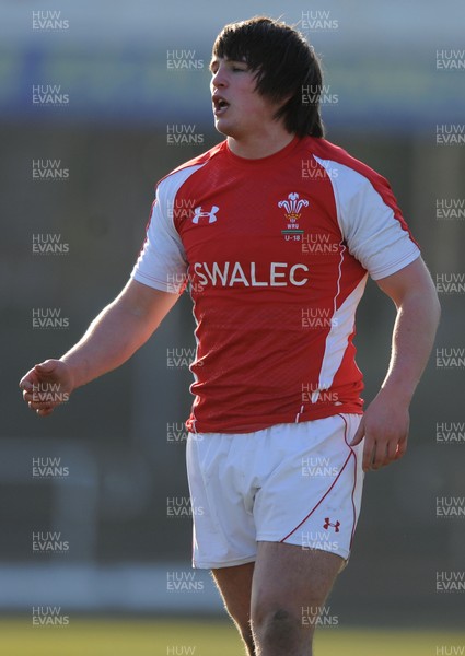 06.03.11 - Wales Under 18 v France Under 18 - Bradley Thyer of Wales. 