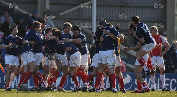 06.03.11 - Wales Under 18 v France Under 18 - France players celebrate at the end of the game. 