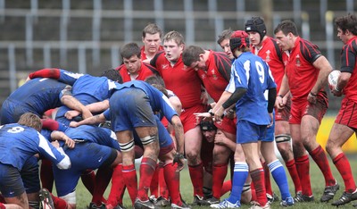 24.02.08 .. Wales U18 XV v France U18 Academy, Ebbw Vale -  The Welsh pack prepare to take on the French in the scrum 