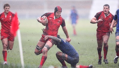 24.02.08 .. Wales U18 XV v France U18 Academy, Ebbw Vale -  Wales' Tomos Crandon 