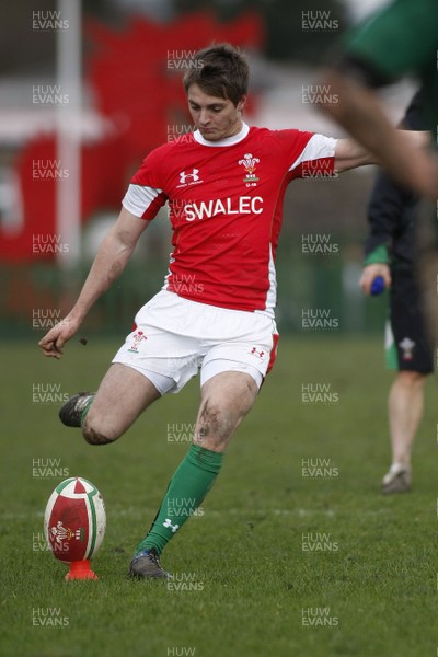 02.04.10 Ireland U18 v Wales U18 - Under 18s 5 Nations Festival -  Wales' Josef Griffin edges Wales into a 18-24 lead with a penalty. 