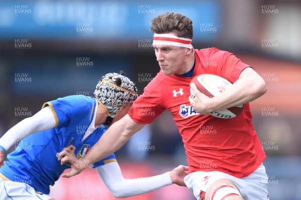080418 - Wales U18 v Italy U18 - Under 18 Six Nations Festival - Robert Brookson of Wales