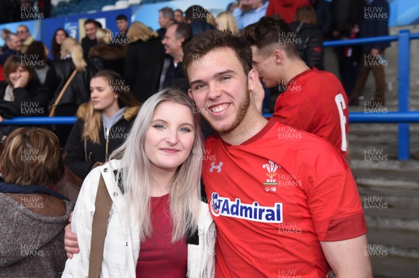 080418 - Wales U18 v Italy U18 - Under 18 Six Nations Festival - Olly White with family