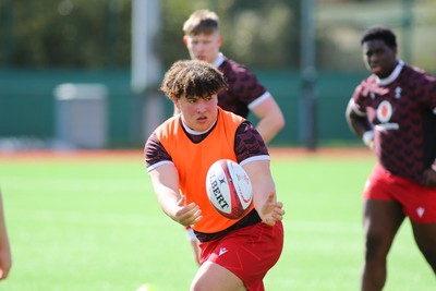 140326 - Wales U18 v Italy U18 - Players of Wales warm up before kick off