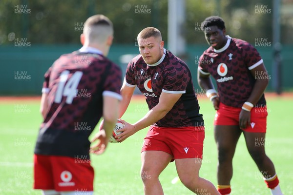 140326 - Wales U18 v Italy U18 - Players of Wales warm up before kick off