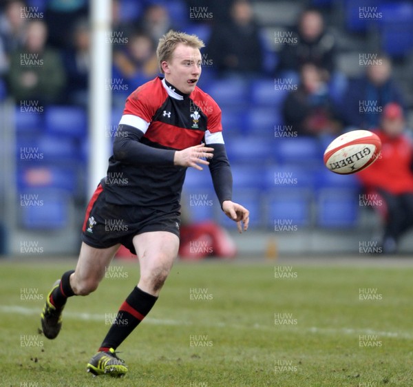 120213 - Wales U18 v Leicester Tigers Academy -   Luke Price of Wales