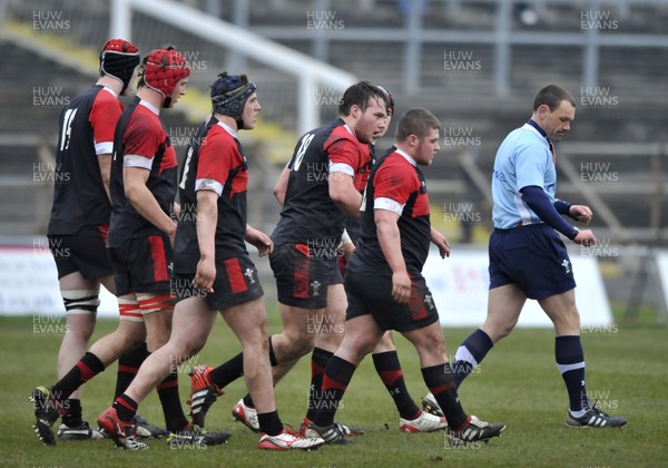 120213 - Wales U18 v Leicester Tigers Academy -   Try scorer Alex Jefferies, 4th from left