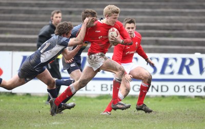 16.03.08 ..  Wales U18 v Scotland U18, Aberavon -  Wales' Ben John Breaks Max Learmonth's tackle to score try 