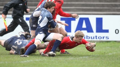 16.03.08 ..  Wales U18 v Scotland U18, Aberavon -  Wales' Ben John reaches out to score try 