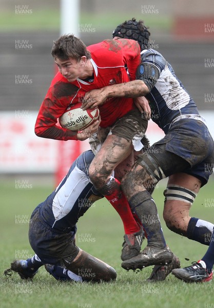 16.03.08 ..  Wales U18 v Scotland U18, Aberavon -  Wales' Matthew Jarvis is held 