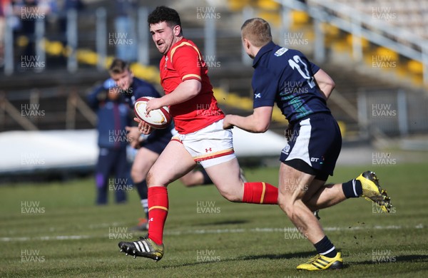 250316 - Wales U18 v Scotland U18, U18 International Series - Harri Hobbs of Wales charges towards the line