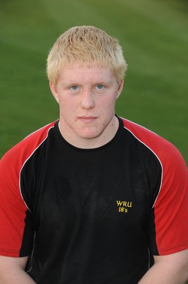13.02.08 - Wales Under 18s Portraits 2008 - Ceri Davies 
