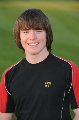 13.02.08 - Wales Under 18s Portraits 2008 - Daniel Etteridge 