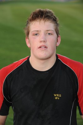 13.02.08 - Wales Under 18s Portraits 2008 - Lloyd Peers 