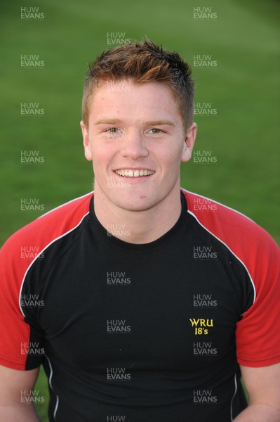 13.02.08 - Wales Under 18s Portraits 2008 - Tavis Knoyle 