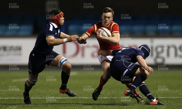 080417 - Wales U18s v Scotland U18s - Under 18 International Series - Cai Evans of Wales is tackled by Connor Boyle and Grant Hughes of Scotland