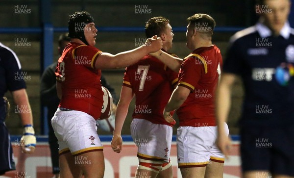 080417 - Wales U18s v Scotland U18s - Under 18 International Series - Ben Warren celebrates scoring a try with Rhys Davies of Wales