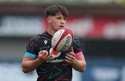 290326 - Wales U19 v Ireland U19 - Cai Gealy of Wales