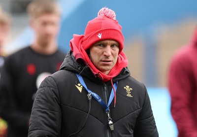 290326 - Wales U19 v Ireland U19 - Wales U19 head coach Richard Whiffin