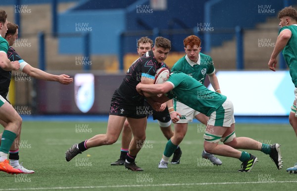 290326 - Wales U19 v Ireland U19 - Jack Hoskins of Wales looks to attack