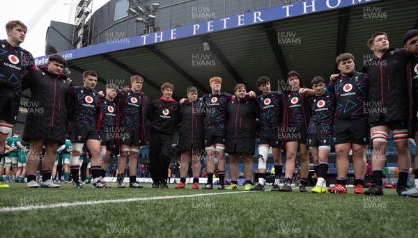 290326 - Wales U19 v Ireland U19 - The Wales U19 team at the end of the match